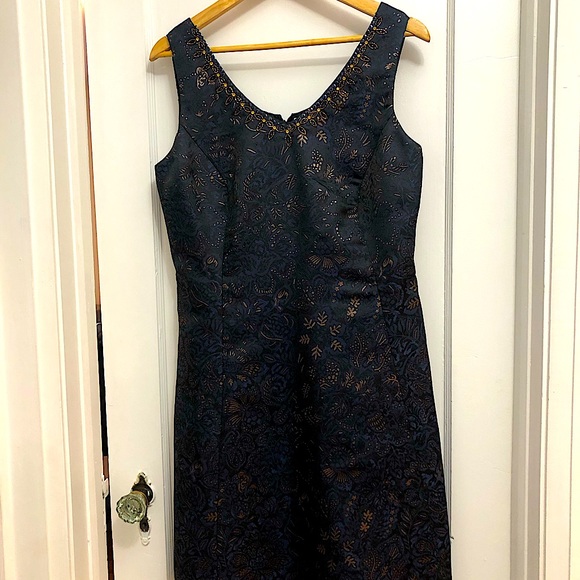 Beautiful Brand NewMonsoon dress with gorgeous beading. Size 10US really lovely! - Picture 1 of 7
